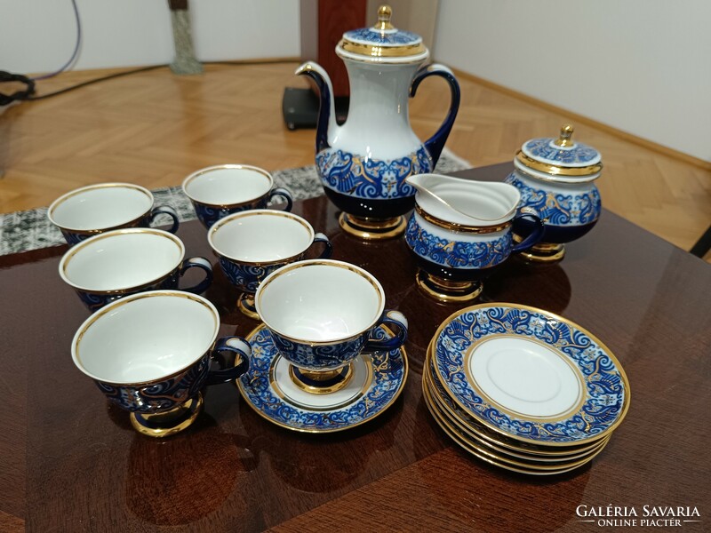 6-person porcelain tea set from Hólloháza designed by Endre Szász