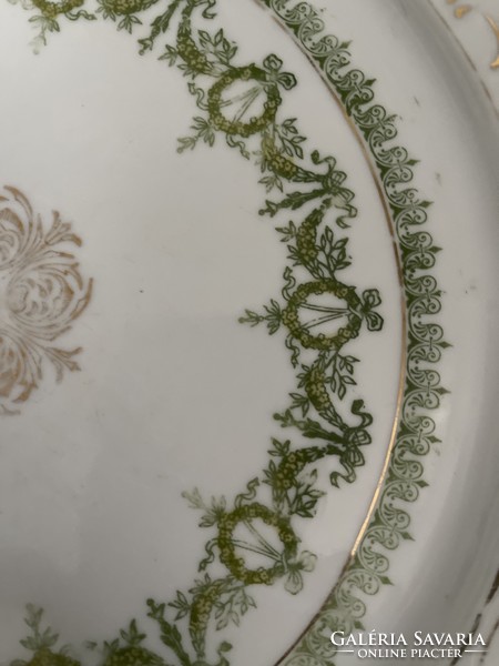 Antique large 34 cm diameter, openwork porcelain plate offering.