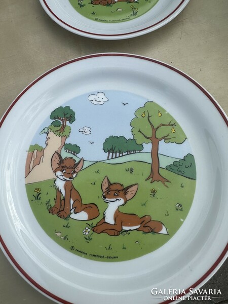 Zsolnay porcelán gyermek tányérok .