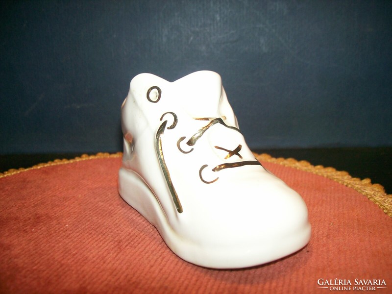 Aqvincumi shoes 5.5 Cm high, 11/5 cm.
