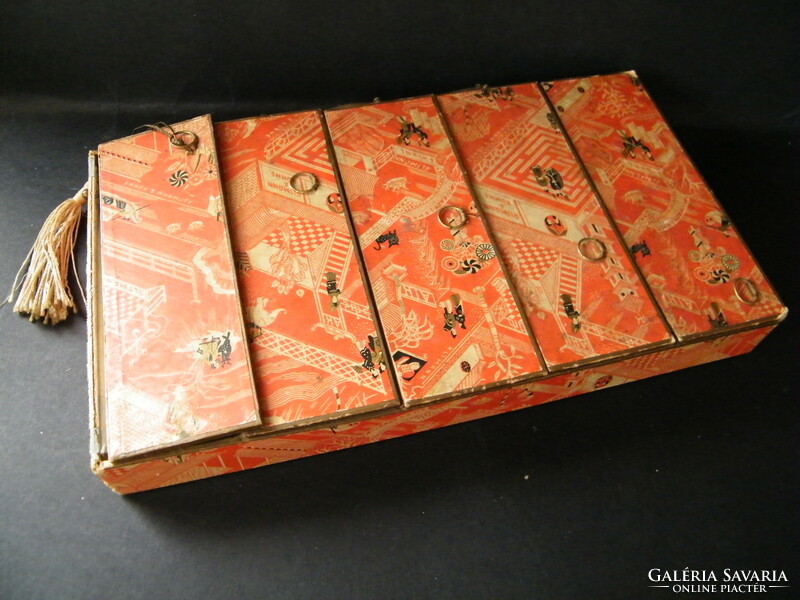 Vintage Altmann& Kühne bécsi bonbonos (Lukáts Kató tervezés) 5 rekeszes doboz