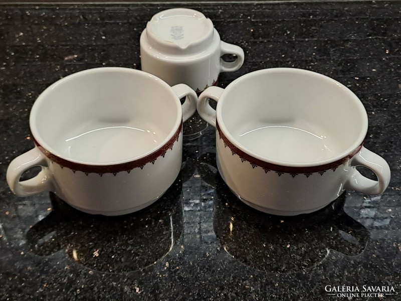 Alföldi porcelain soup cups with a gift mocha cup