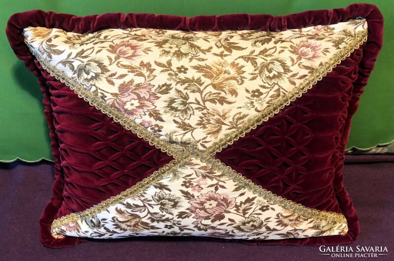 Velvet-brocade cushion 54 x 41 cm