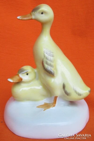 Retro aquincum porcelain duck pair marked, 7 cm high