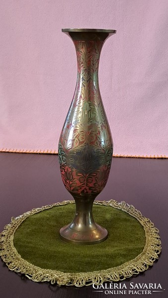 Copper vase 29 cm.