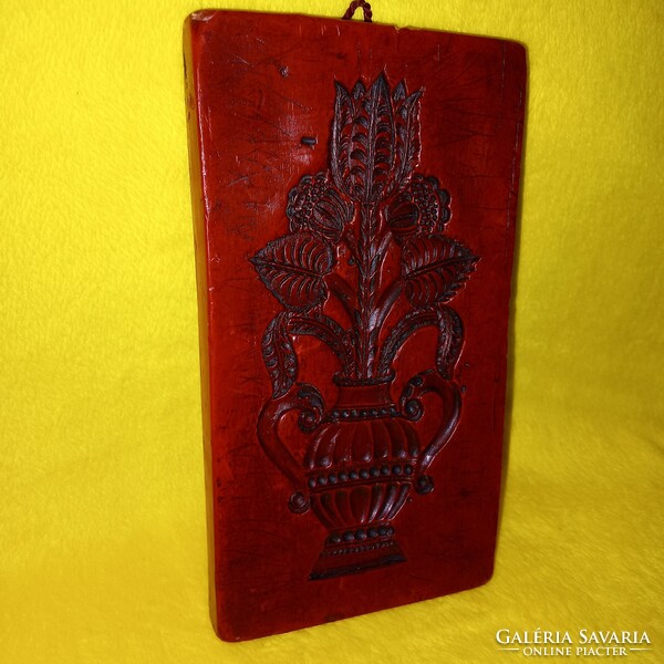 Red, wax gingerbread mold, mold, baking mold or wall decoration.