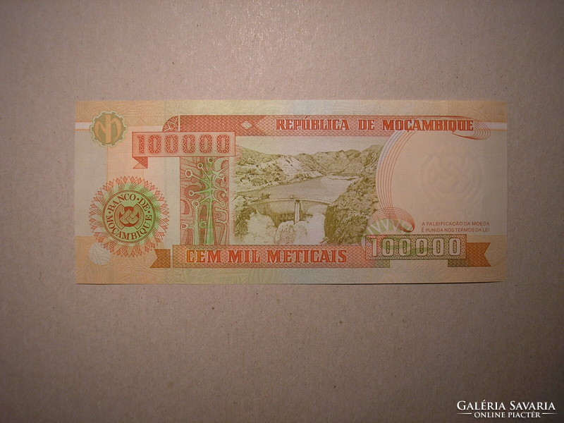 Mozambique-100,000 meticais 1993 unc