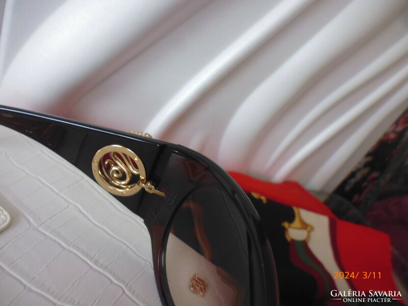 Vintage Boucheron Women's Premium Sunglasses...