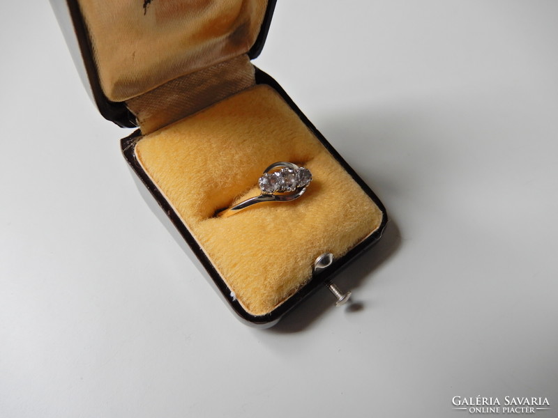 Antique English Bennell King & Titmus 18K Gold & Platinum? Engagement ring with diamonds