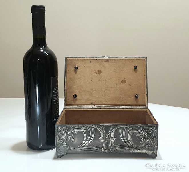 Art Nouveau moritz hacker large card box, cigar box, jewelry box