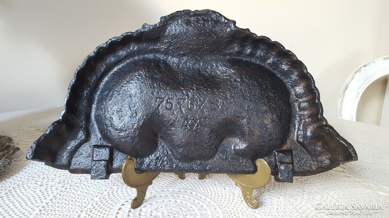 Old david star, numbered cast iron stove front, ember catch