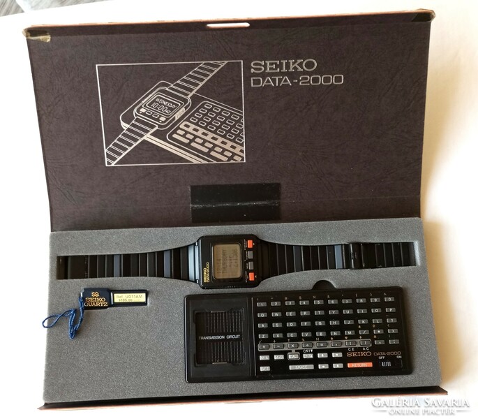 Retro SEIKO DATA-2000, LCD kijelzős férfi óra eladó!