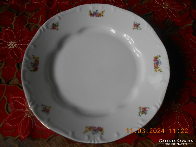 Zsolnay flower bouquet pattern flat plate i