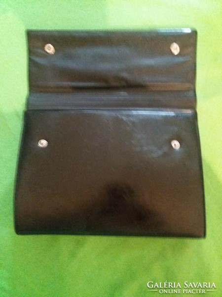 Black color discreet elegant theatre-going casual leather women's handbag condition 20x26cm according to pictures