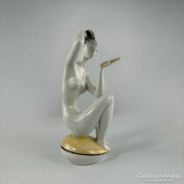Zsolnay - Janos of Turkey - sculpture of a woman combing her hair - 1960