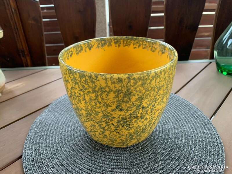Retro ceramic yellow-green bowl