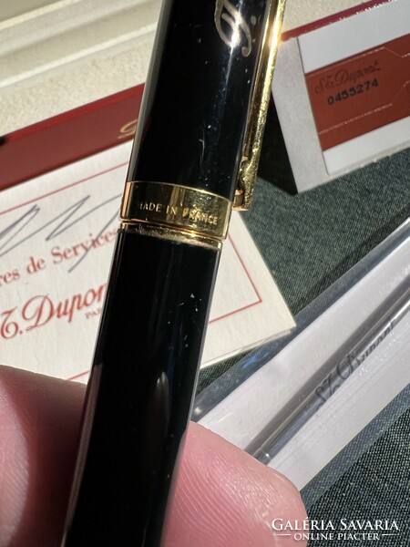 S.T. Dupont pen