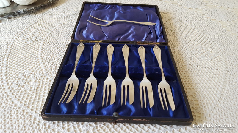 Art deco silver plated set - 6 cake forks with two pronged serving forks