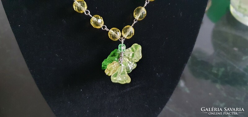 Genuine Czech Annagelb Yellow Uranium Glass Necklace Bellflowers #24056