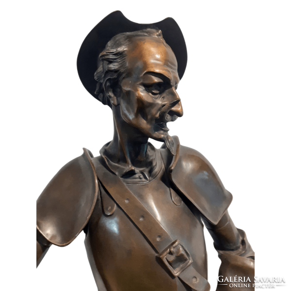 Don Quijote bronz szobor M01535