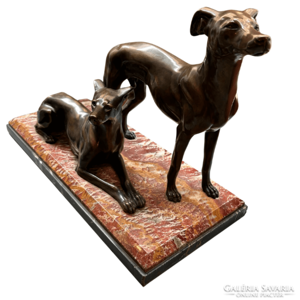 Bronze dogs m01529