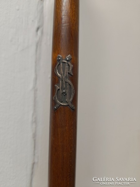 Walking stick with old silver handle, handle, monogram, walking stick, stick. 87 Cm.