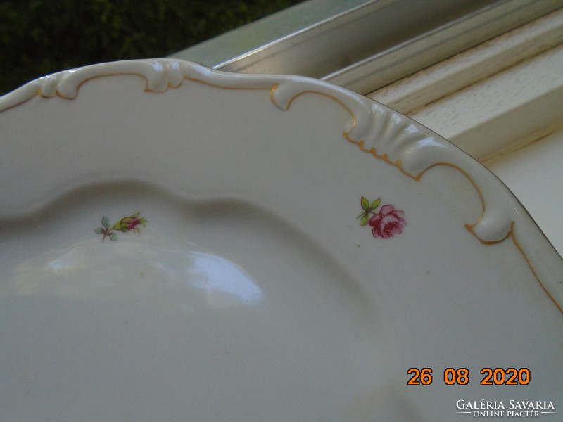 Zsolnay baroque, gold-plated flat plate with scattered flower pattern