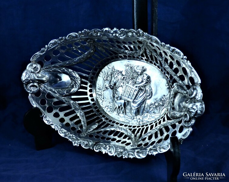 Charming antique silver offering, Hanau, CA. 1890 !!!
