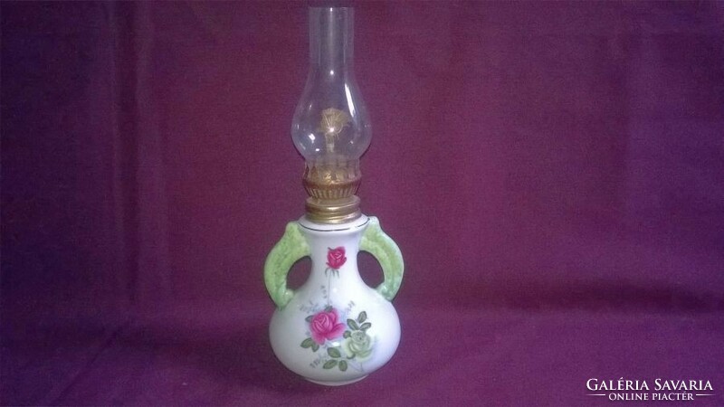 Rose-patterned ceramic kerosene lamp
