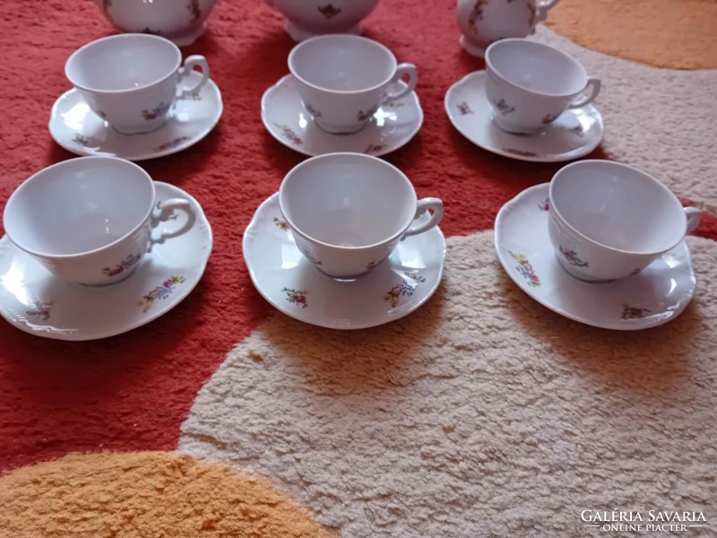 Zsolnay porcelán barokk stílusú kávéskészlet