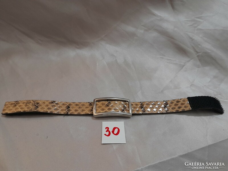 Bracelet with snakeskin pattern