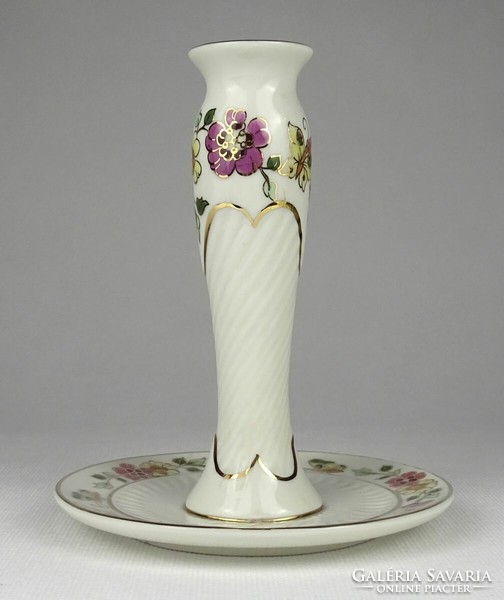 1Q724 Pillangós vajszínű Zsolnay porcelán gyertyatartó 14 cm