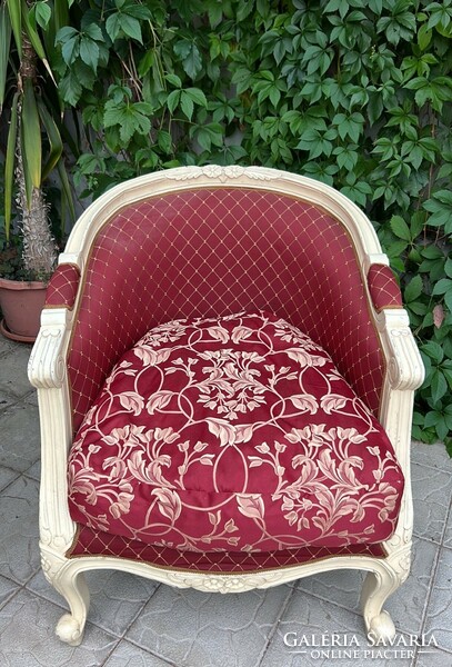 Vintage shabby armchair solo/pair