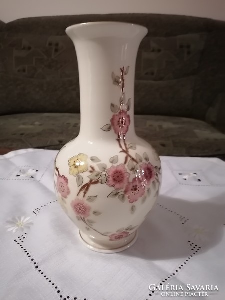 Zsolnay virágmintás gyönyörű váza 27 cm