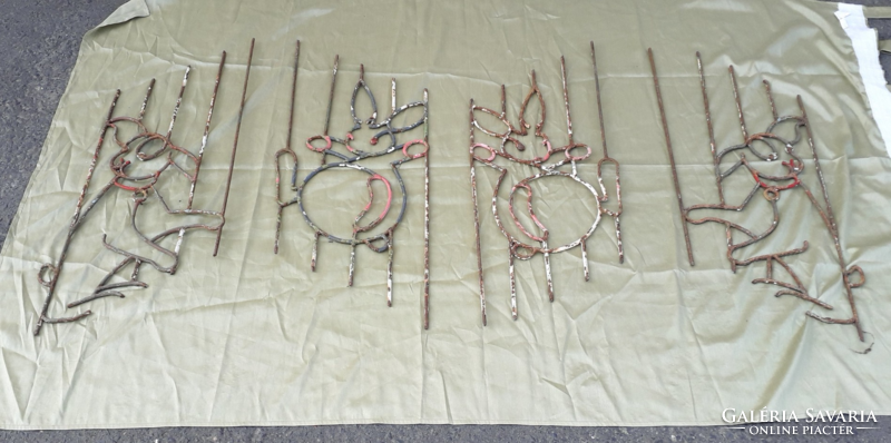 4 Pieces of wrought iron retro fence elements, fence decorations, wall decorations, bunnies