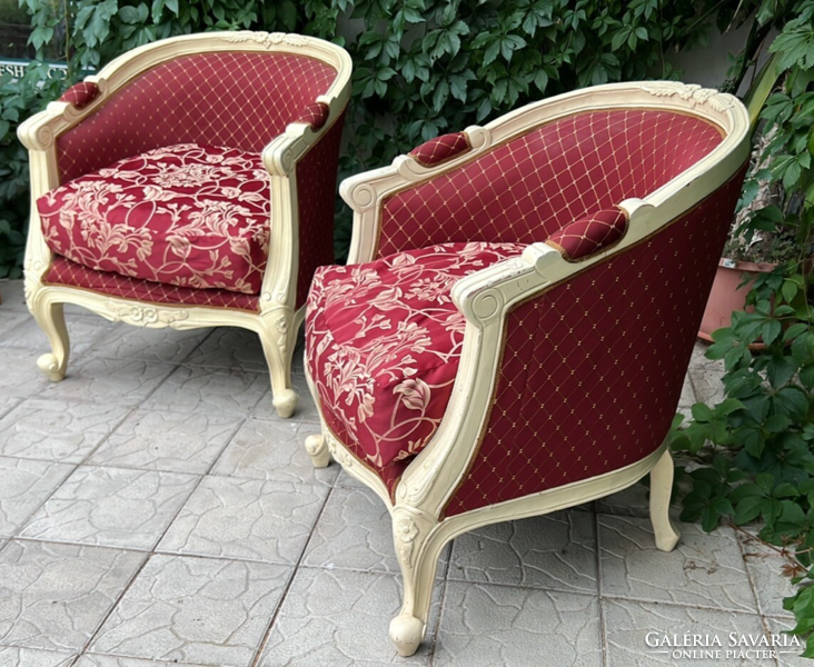 Vintage shabby armchair solo/pair