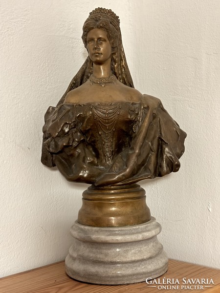 György Zala: bronze bust of Queen Elizabeth (Sissi).