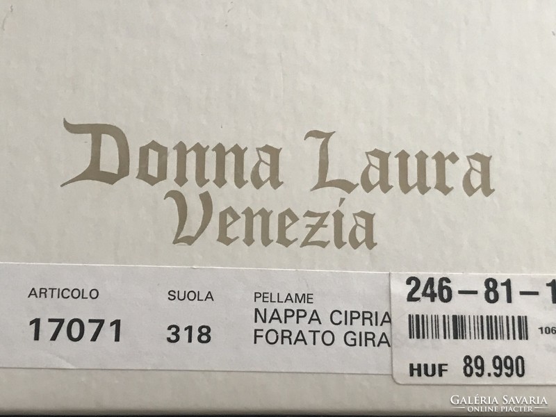 Donna Laura Venezia , cipő