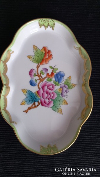 Hand-painted, serially numbered, marked jewelry holder porcelain bowl with Viktoria pattern from Herend