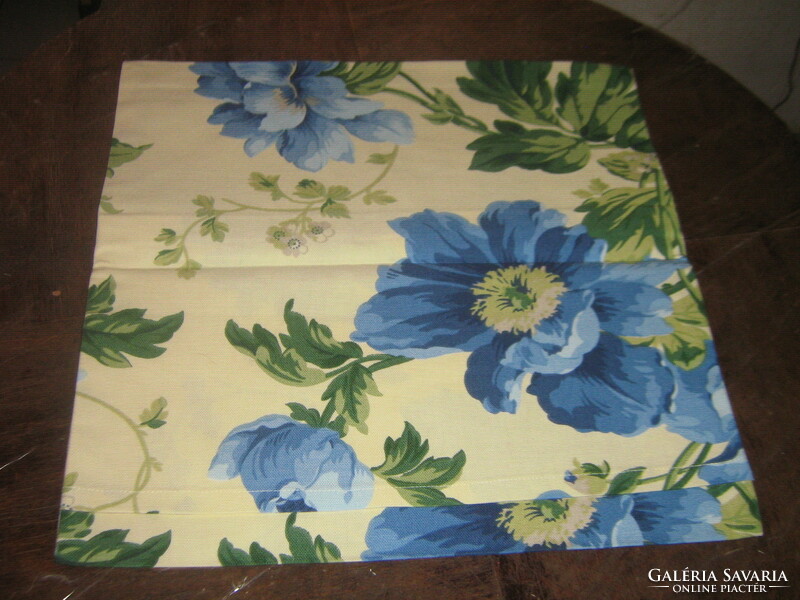 Beautiful vintage style floral decorative cushion cover