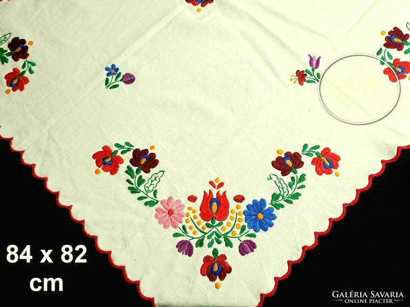 Yellow tablecloth embroidered with Matyó flower pattern 84 x 82 cm