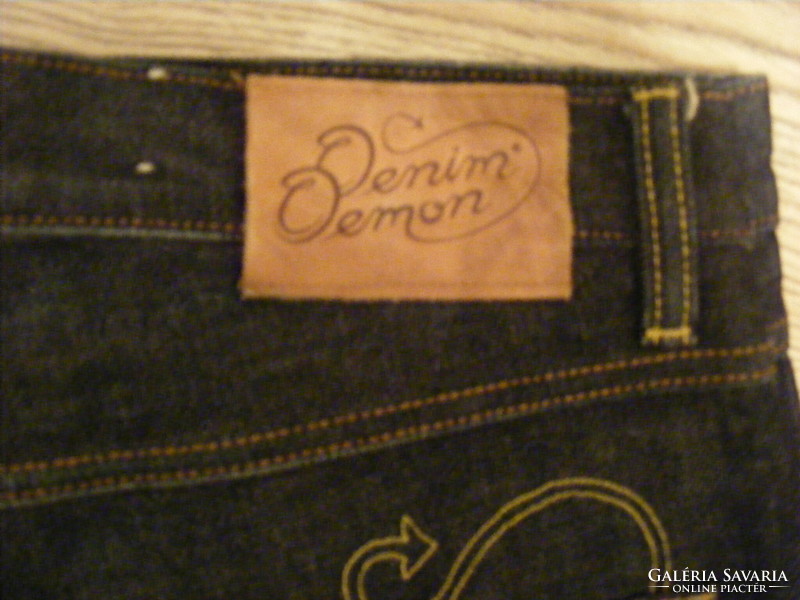 Denim demon men's jeans size 30/32