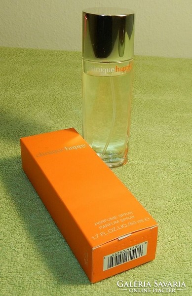 Hermes: Le Jardin de Monsieur Li és 2 db Clinique parfüm képen látható mennyiségben