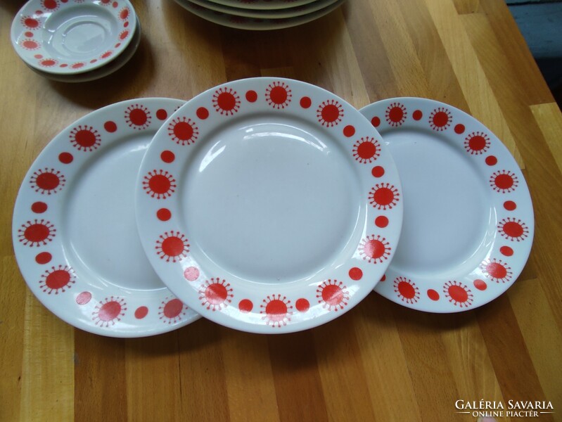 Alföldi varia/ napocskás tányérok
