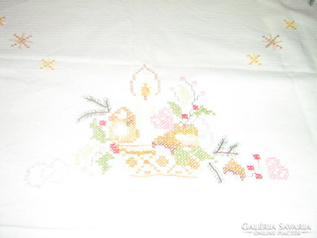 Tablecloth with beautiful small cross-stitched Christmas pattern