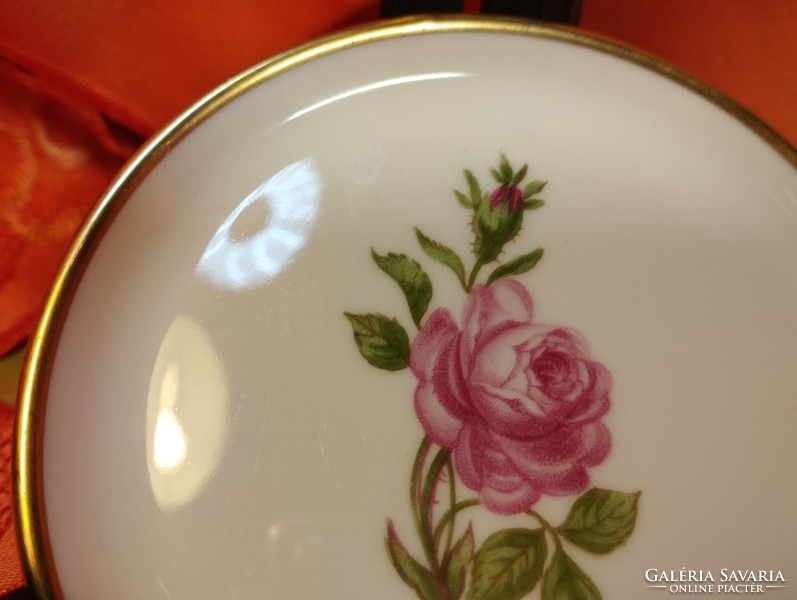 Rózsás porcelán kicsi tál, tányér