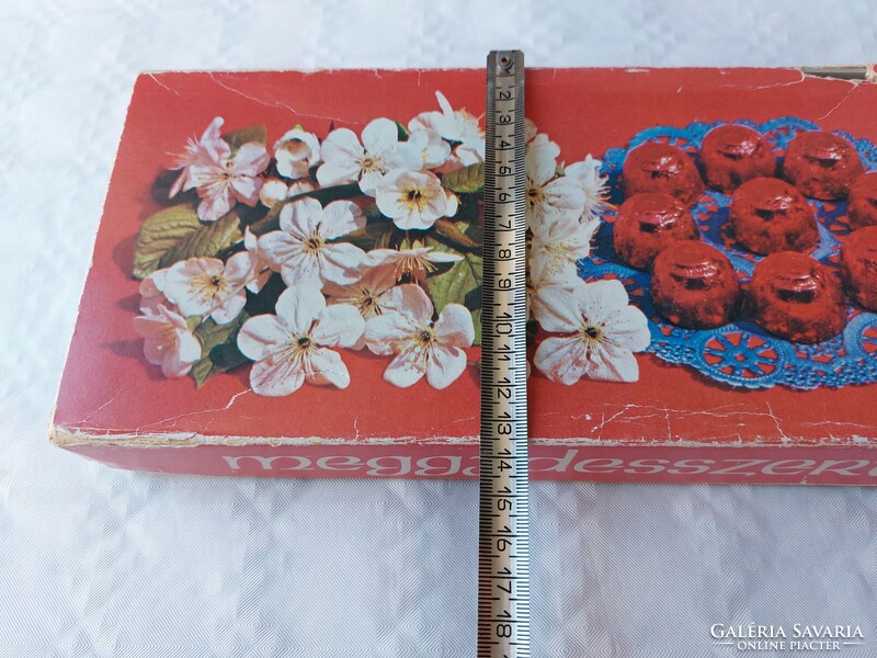Retro candy box 1984 cherry dessert paper box