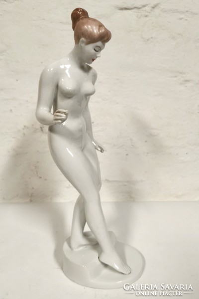 Aurél Káldor, female nude entering water. Aquincum porcelain. Flawless.