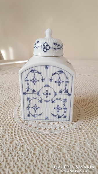 Friesische,kék-fehér porcelán fedeles teatartó,fűszertartó