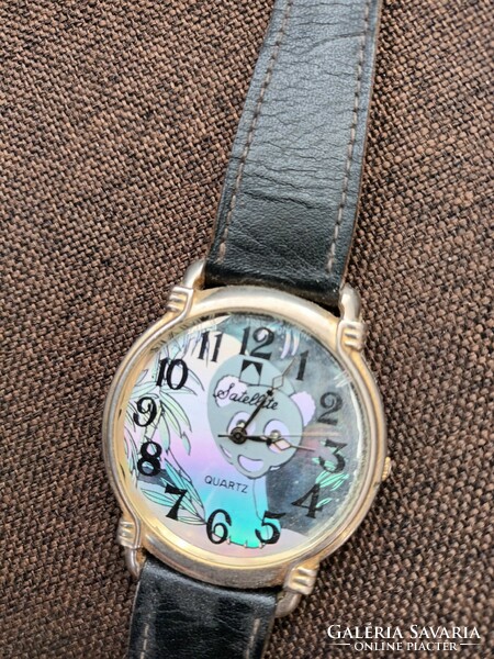 Old Japanese satellite quartz watch